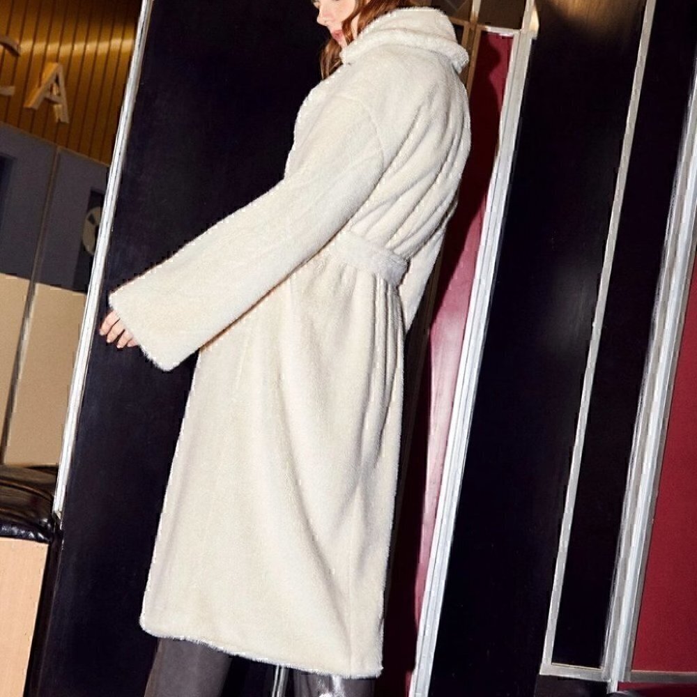 FUZZY BELTED LAPEL TEDDY FALL WINTER CHIC BOHO TRENDING - Picture 5 of 7